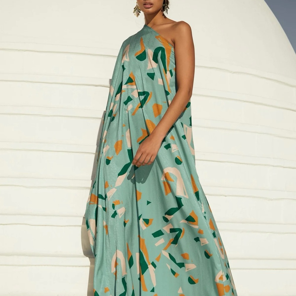 Diarrablu Green Satu One-Shoulder Gown